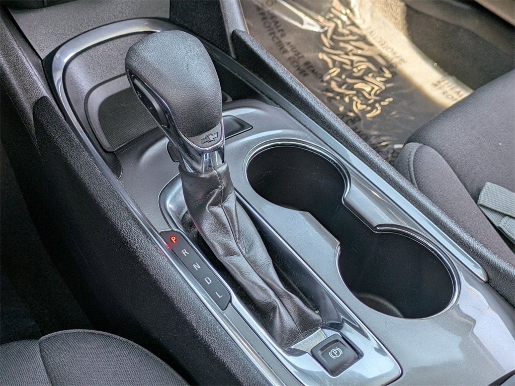 Thumbnail: 2023 Chevrolet Malibu - 18