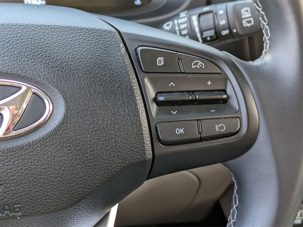 Thumbnail: 2025 Hyundai Venue - 21