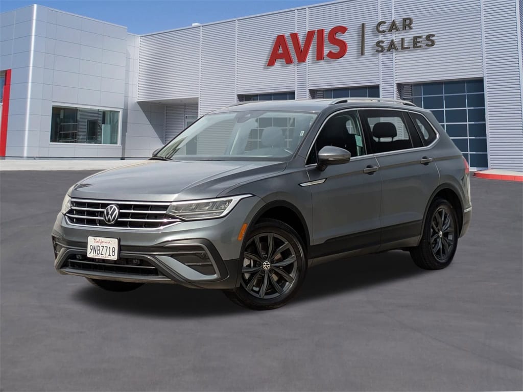 Thumbnail: 2024 Volkswagen Tiguan - 1
