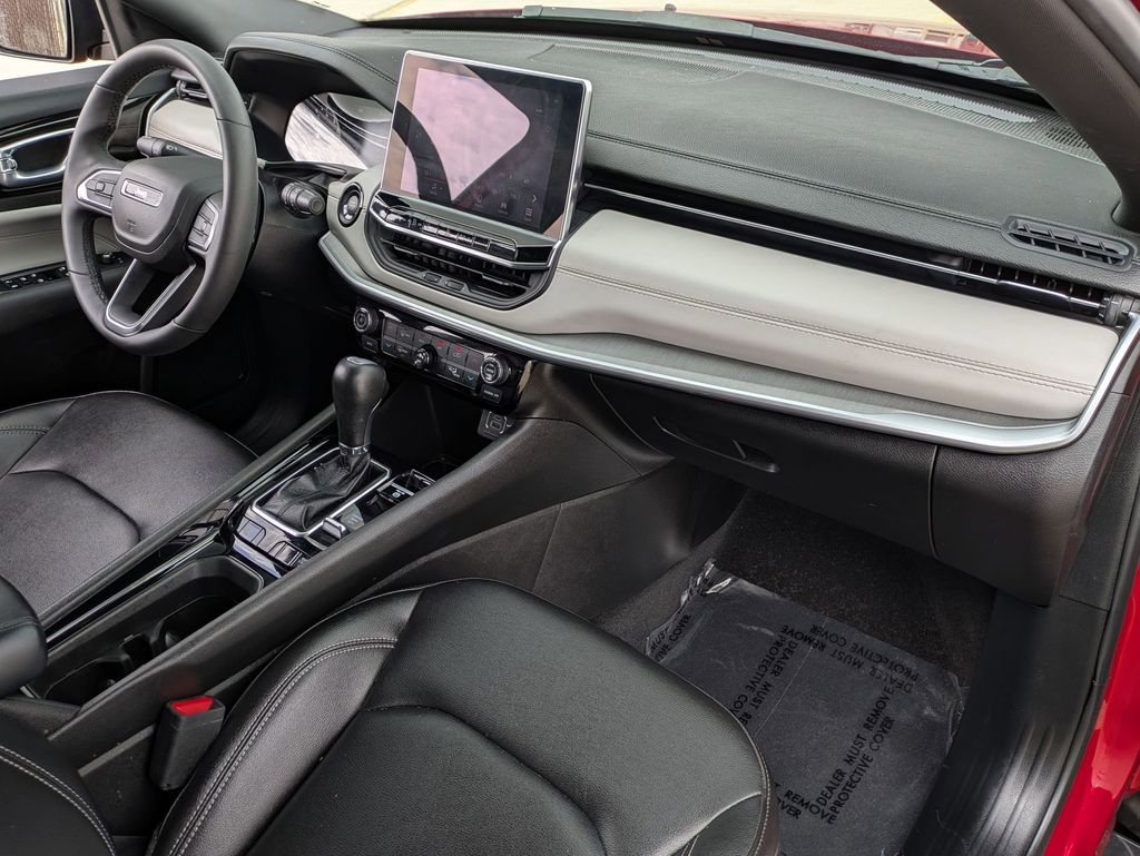 Thumbnail: 2025 Jeep Compass - 29