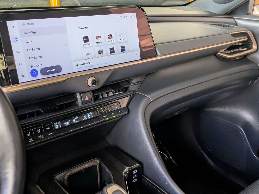 Thumbnail: 2024 Toyota Crown - 15