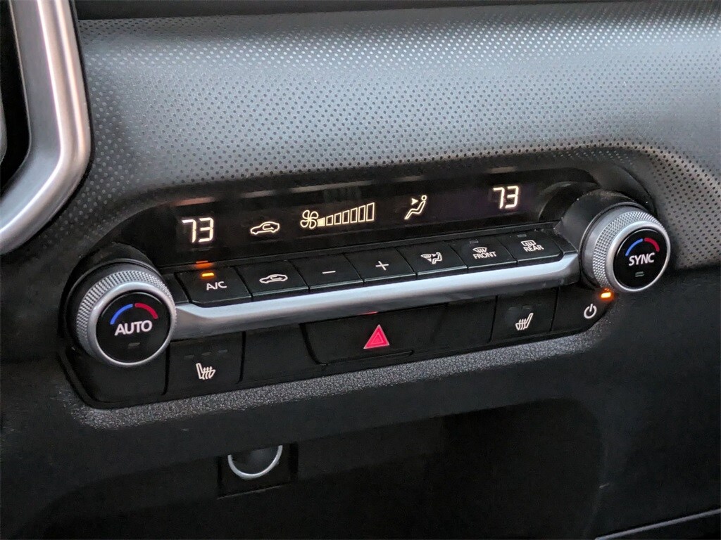 Thumbnail: 2025 Mazda CX-50 - 16