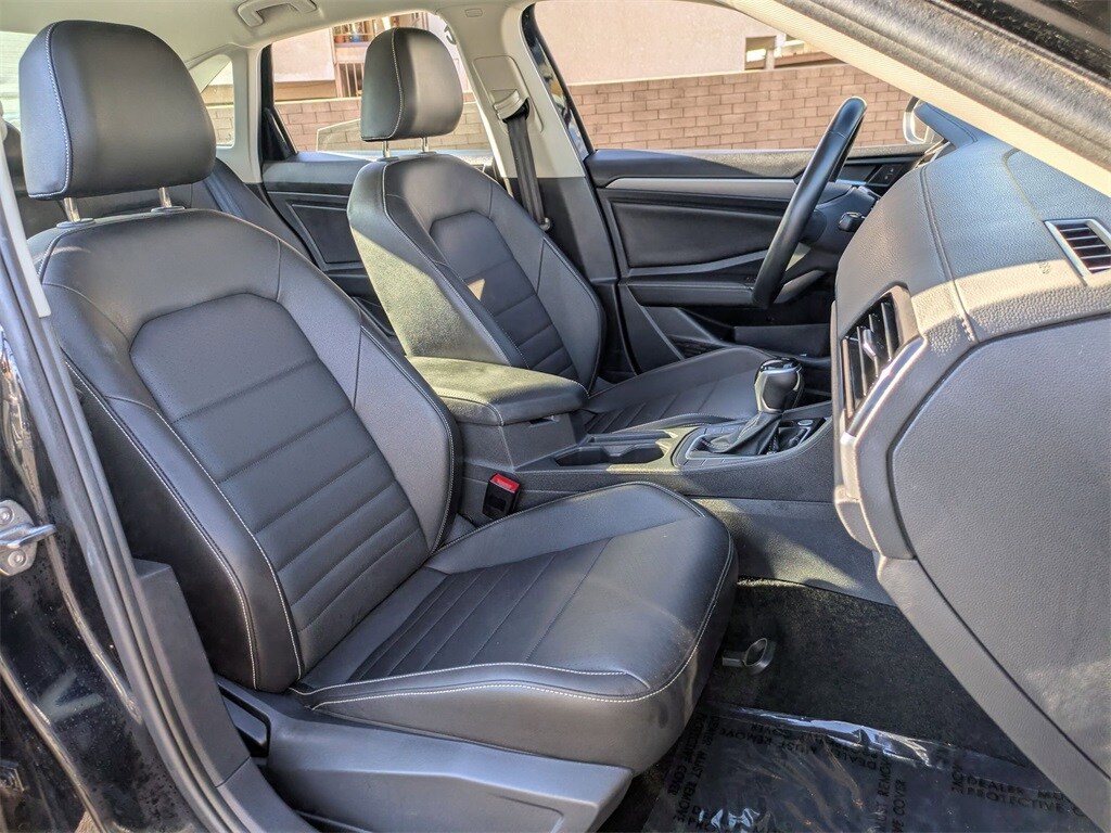 Thumbnail: 2024 Volkswagen Jetta - 28