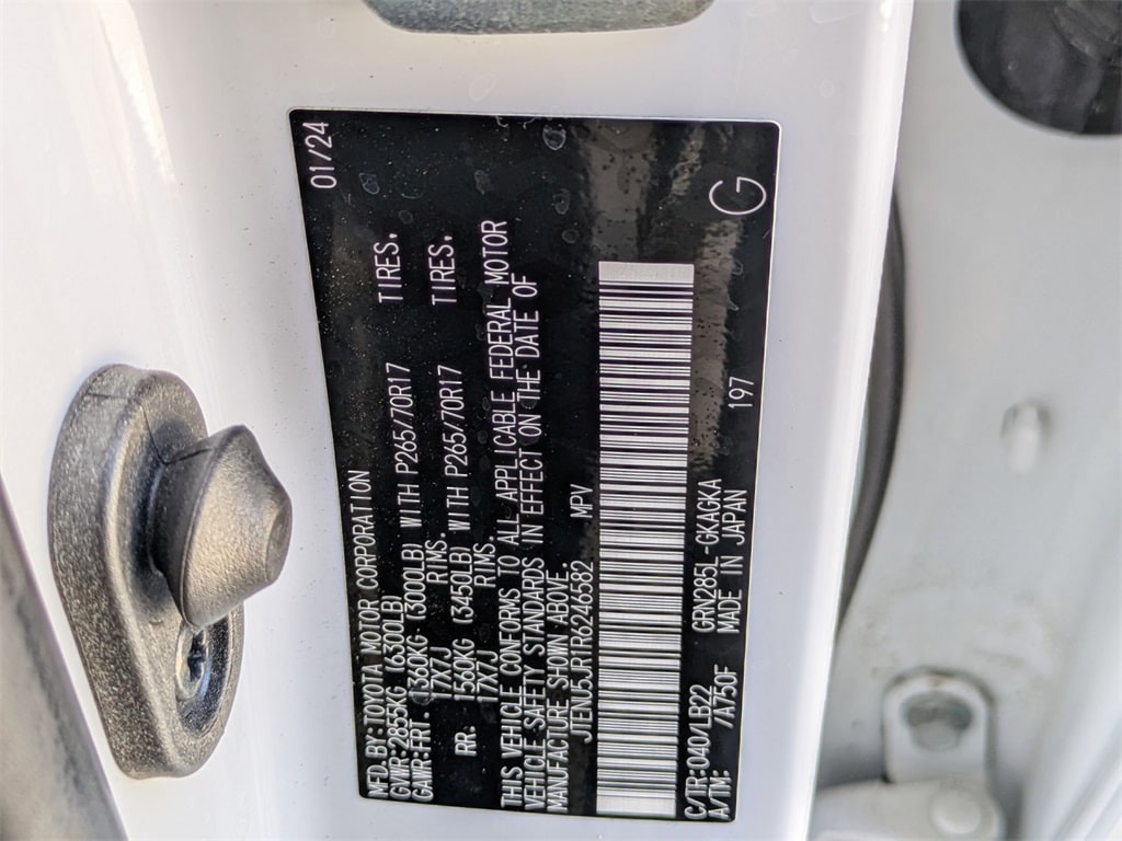 Thumbnail: 2024 Toyota 4Runner - 32