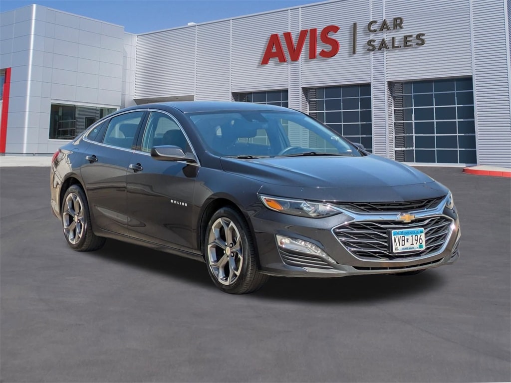 Thumbnail: 2023 Chevrolet Malibu - 3