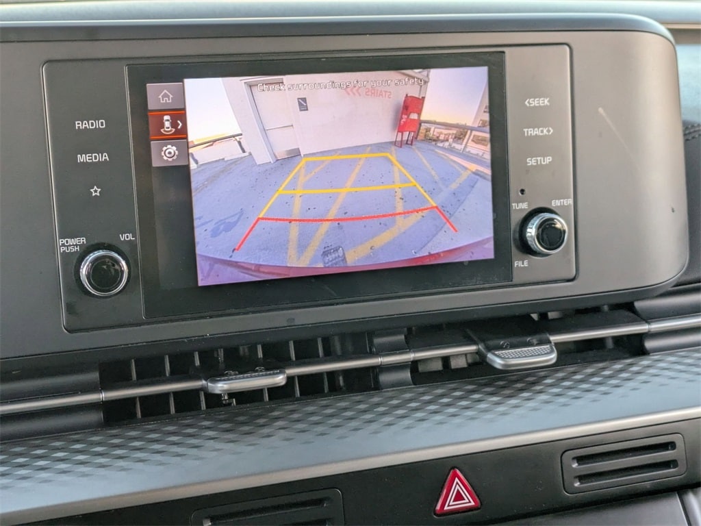 Thumbnail: 2024 Kia Carnival - 16