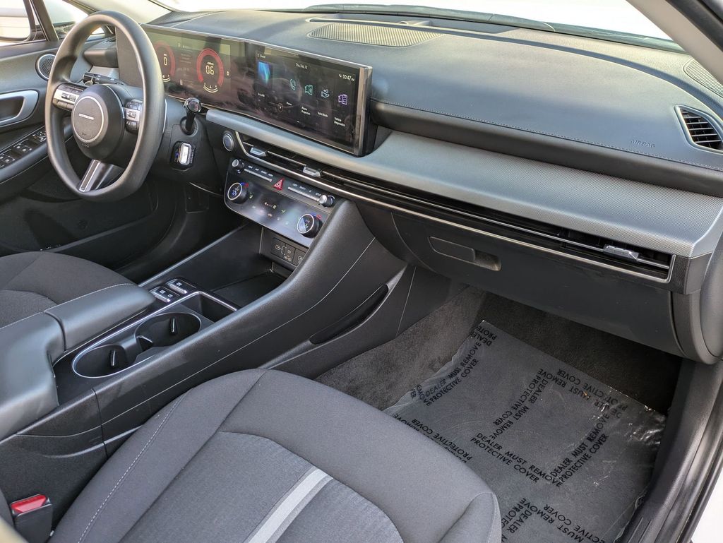 Thumbnail: 2025 Hyundai Sonata - 29