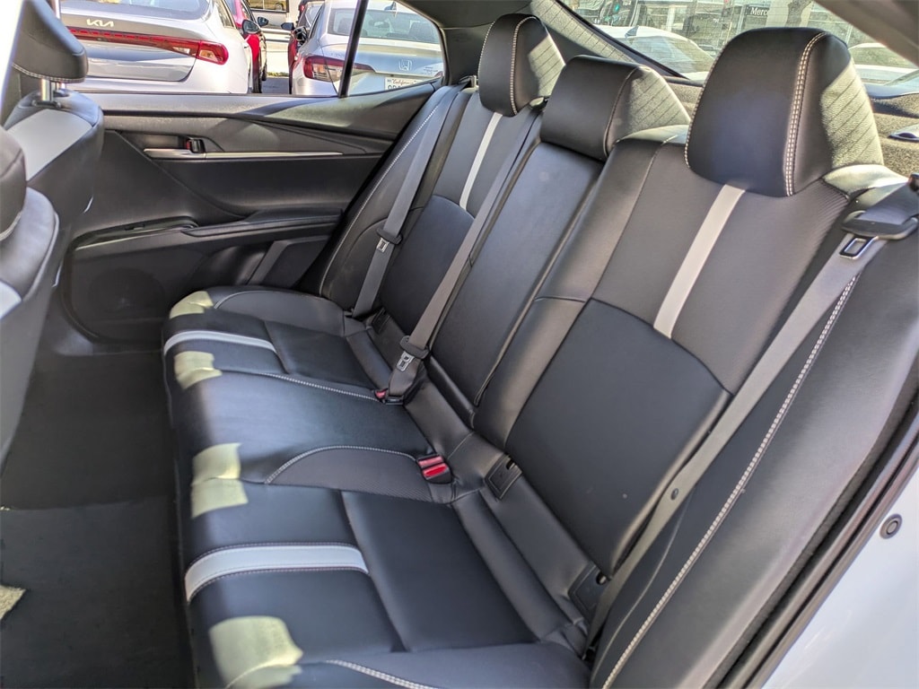 Thumbnail: 2025 Toyota Camry - 24