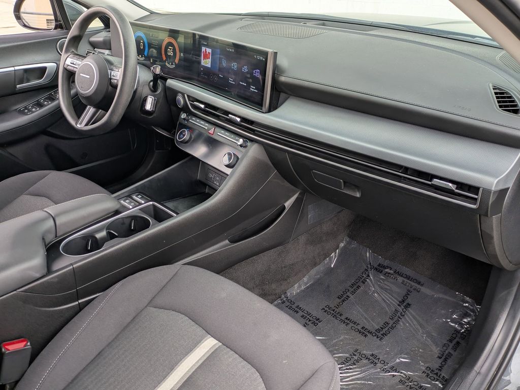 Thumbnail: 2025 Hyundai Sonata - 29