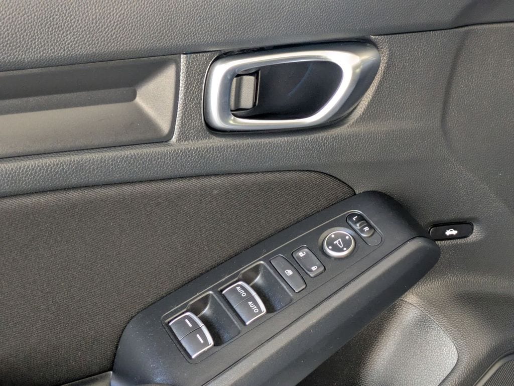 Thumbnail: 2025 Honda Civic - 13