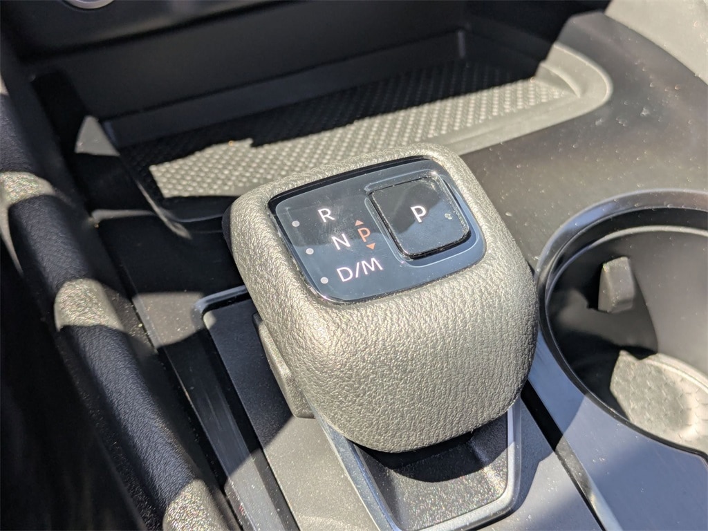 2023 Nissan Rogue SV 23