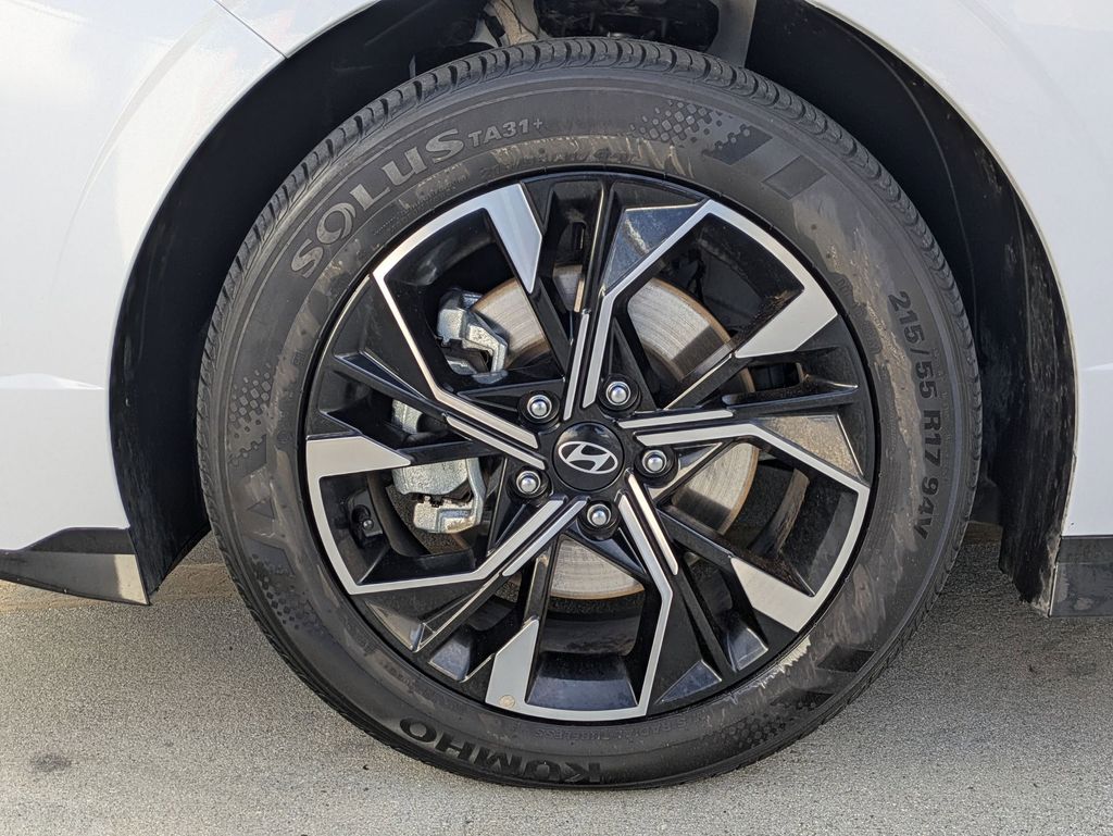 Thumbnail: 2025 Hyundai Sonata - 31