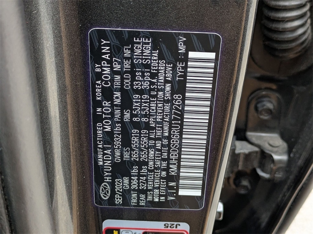 Thumbnail: 2024 Genesis GV80 - 32