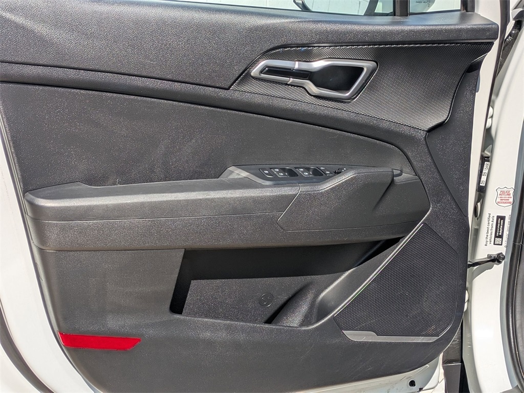 Thumbnail: 2024 Kia Sportage - 11