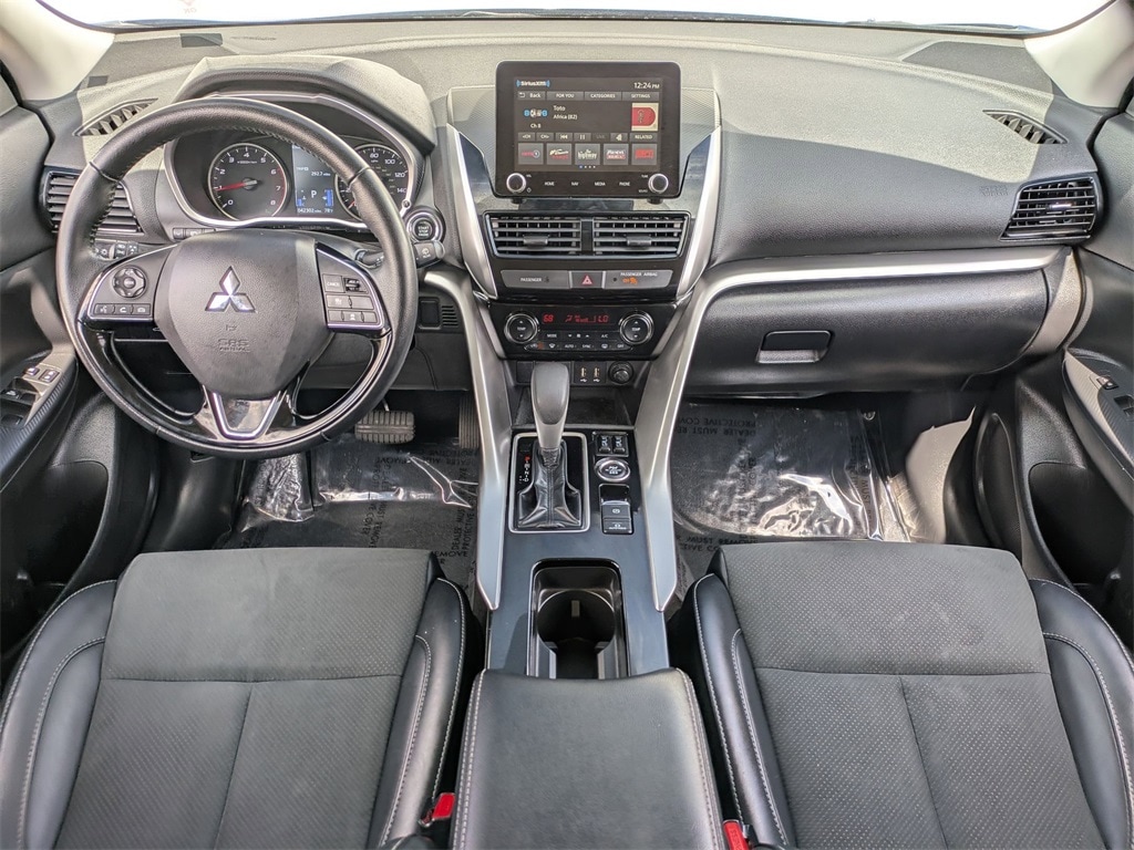 Thumbnail: 2024 Mitsubishi Eclipse Cross - 25