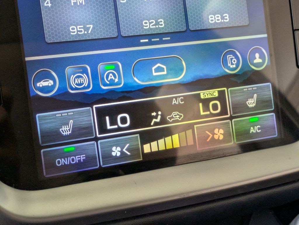 Thumbnail: 2025 Subaru Outback - 17