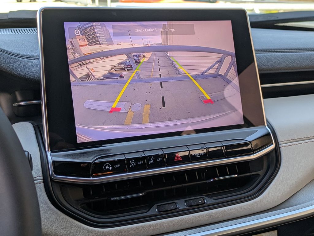 Thumbnail: 2025 Jeep Compass - 16