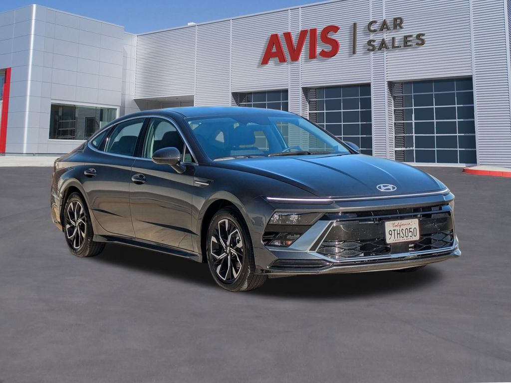 Thumbnail: 2025 Hyundai Sonata - 3