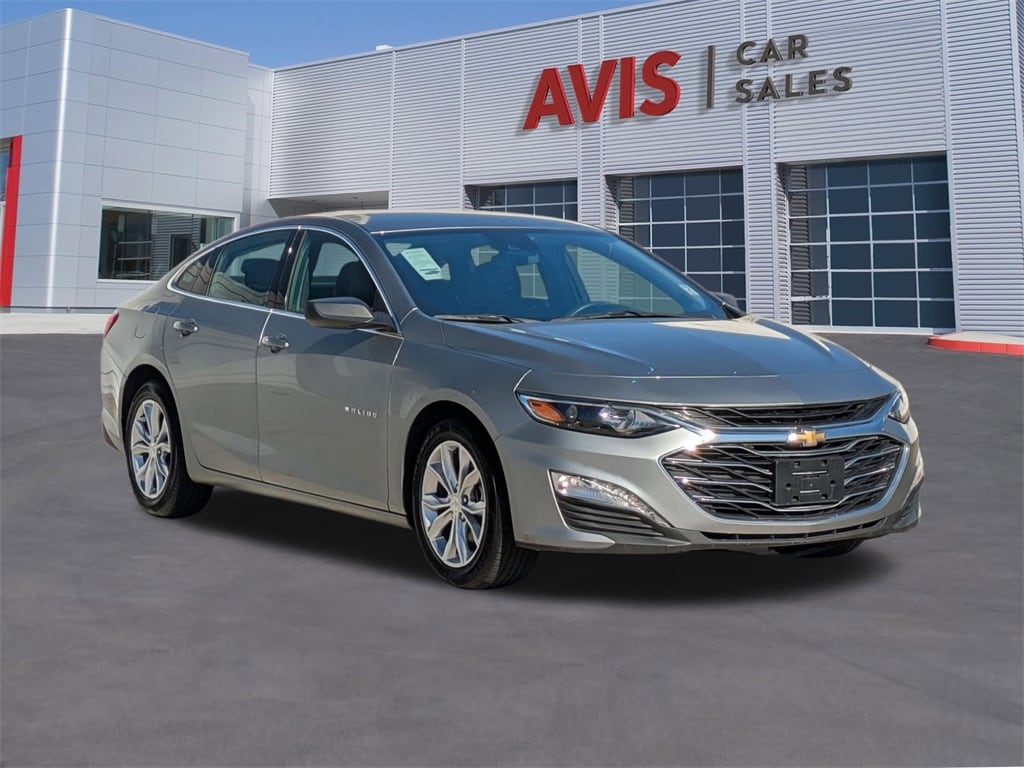 Thumbnail: 2023 Chevrolet Malibu - 3