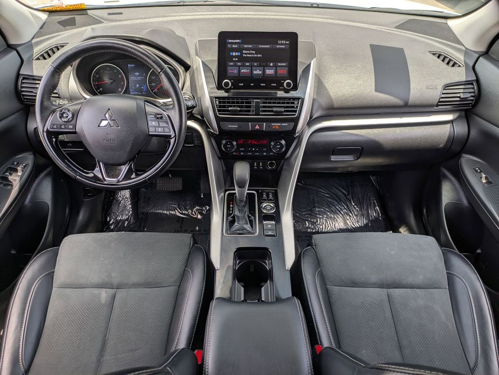 Thumbnail: 2025 Mitsubishi Eclipse Cross - 25