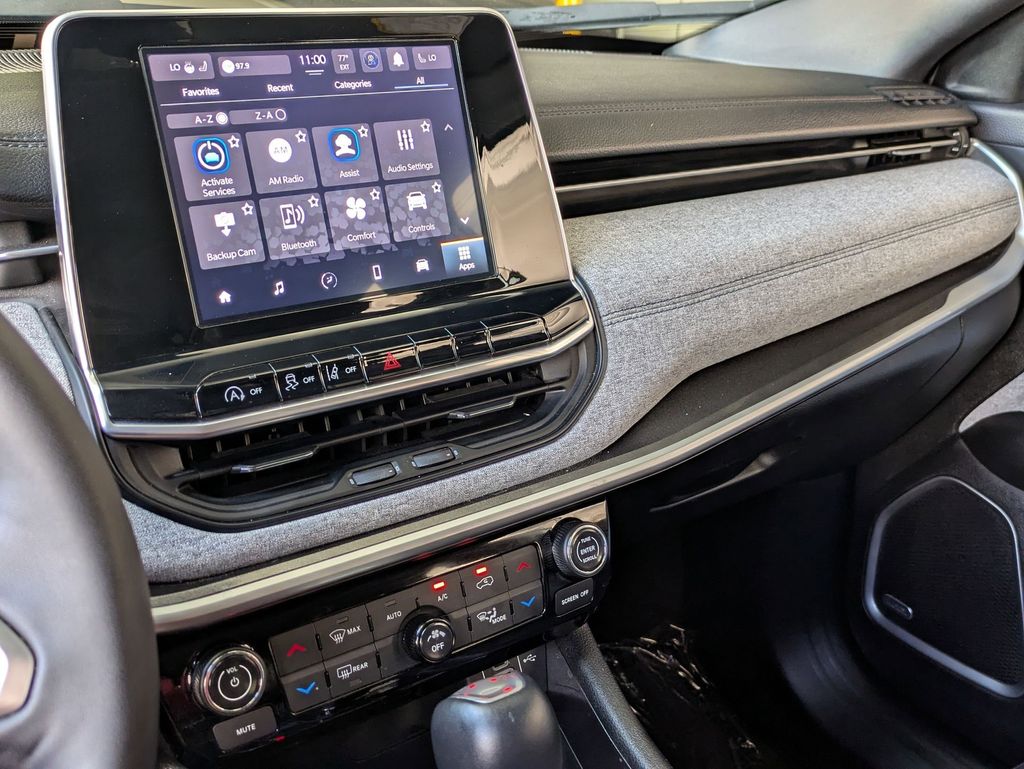 Thumbnail: 2025 Jeep Compass - 15