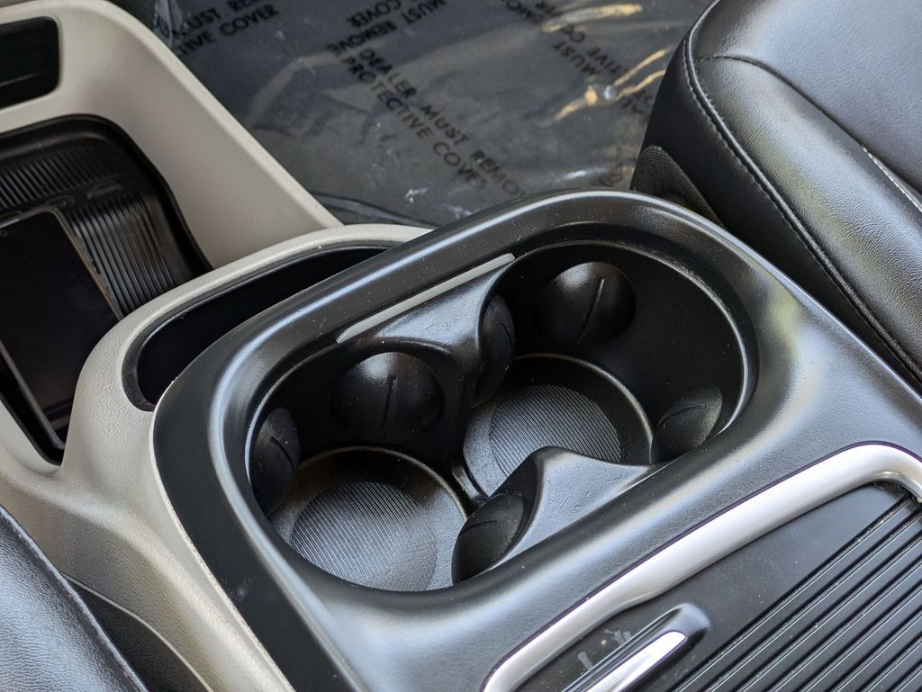 Thumbnail: 2024 Chrysler Pacifica - 19