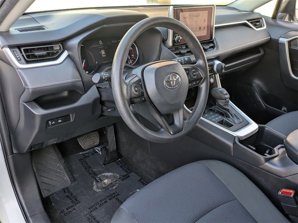 Thumbnail: 2024 Toyota RAV4 - 14