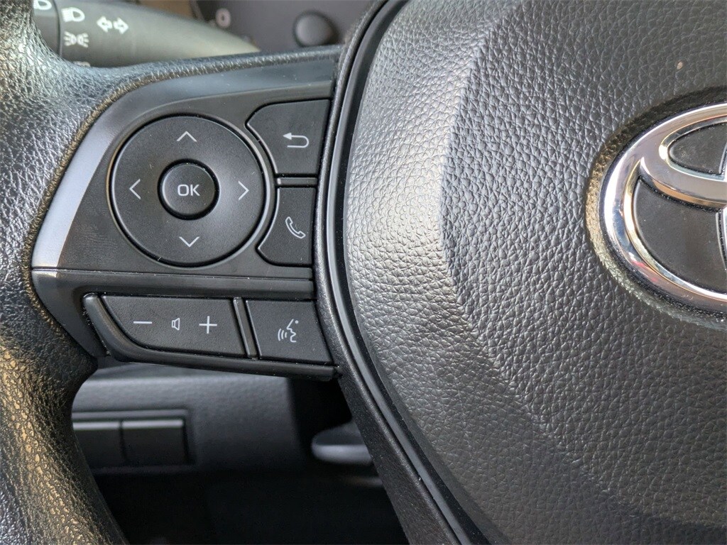 Thumbnail: 2025 Toyota Corolla - 20