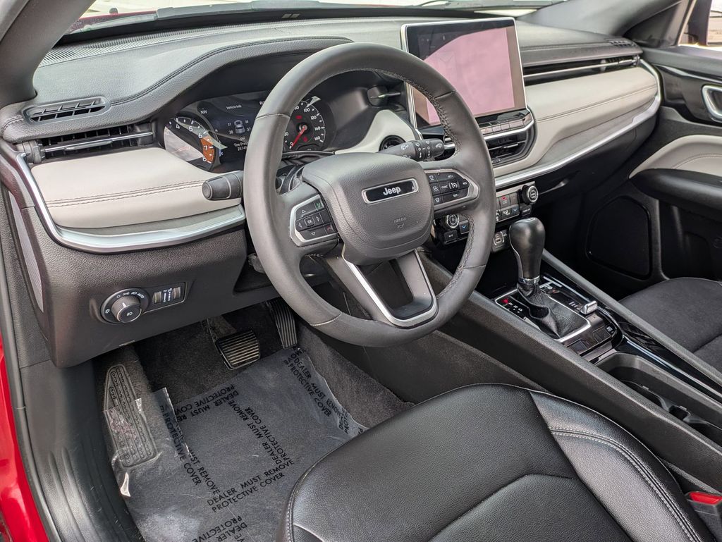 Thumbnail: 2025 Jeep Compass - 14