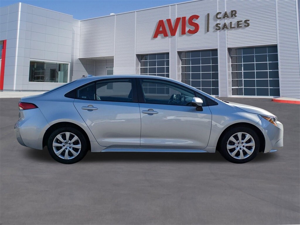 2024 Toyota Corolla LE photo 4
