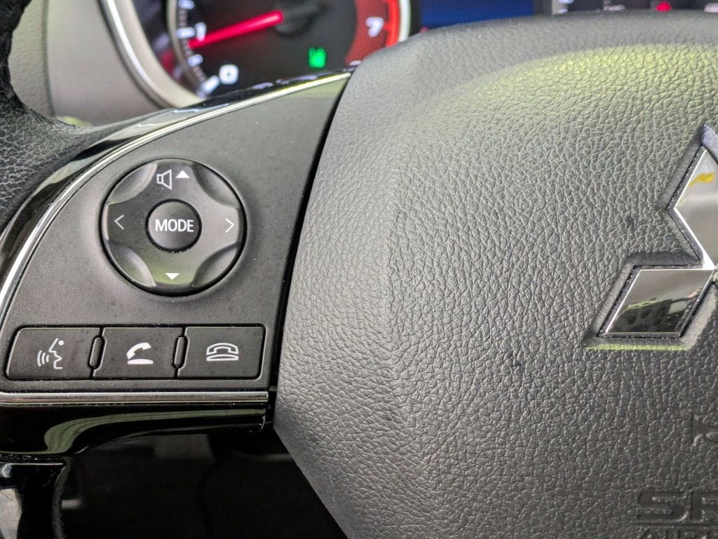 Thumbnail: 2025 Mitsubishi Eclipse Cross - 20