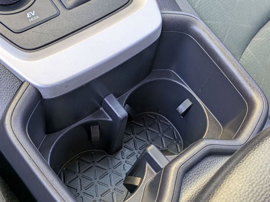 Thumbnail: 2025 Toyota RAV4 - 19