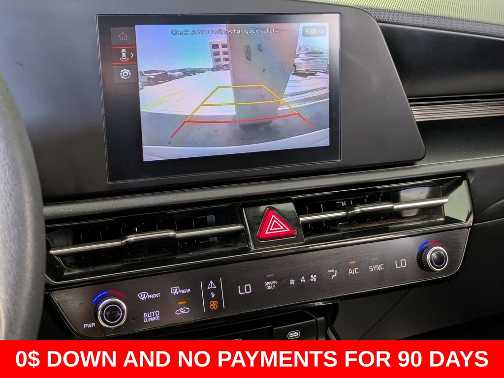 Thumbnail: 2025 Kia Niro - 15