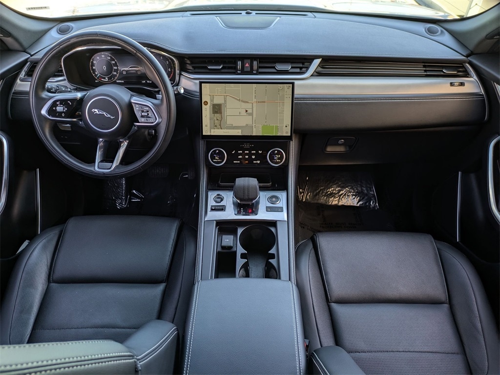 Thumbnail: 2024 Jaguar F-Pace - 25