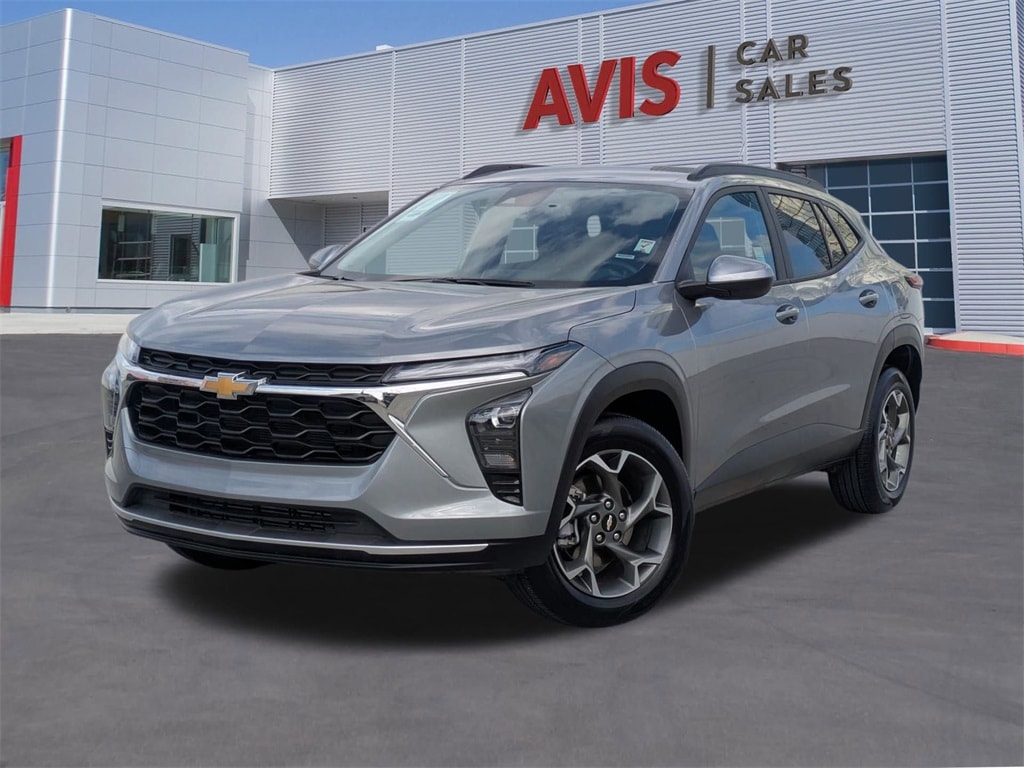 Thumbnail: 2025 Chevrolet Trax - 1
