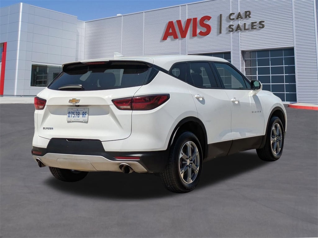 Thumbnail: 2023 Chevrolet Blazer - 6