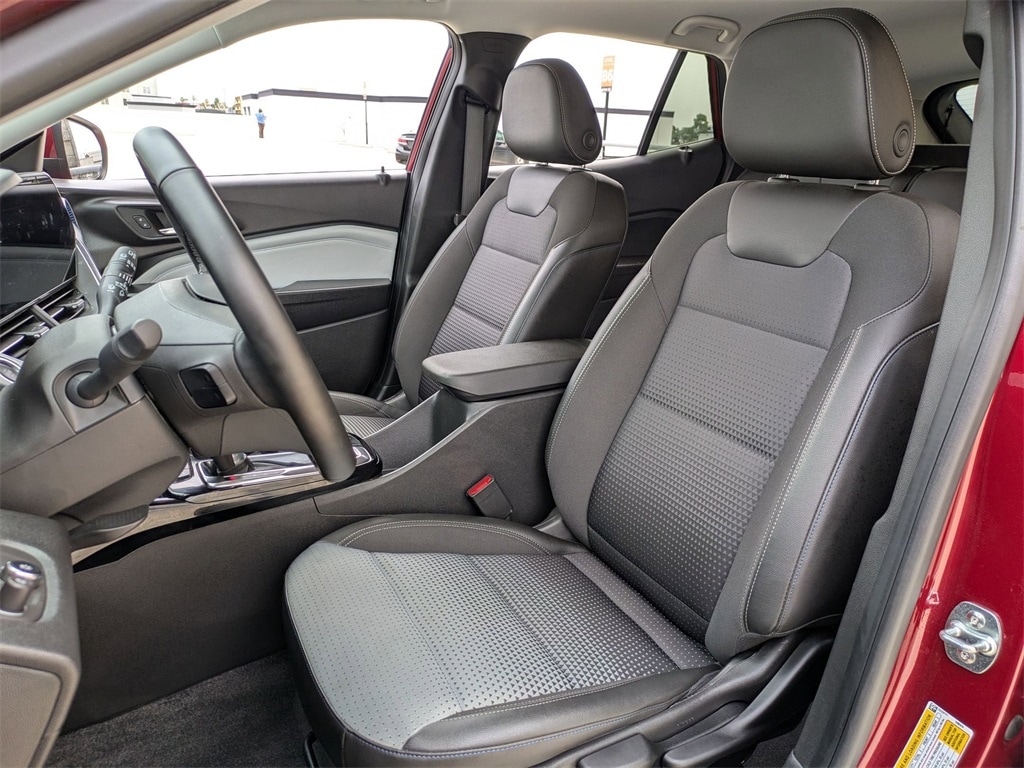 Thumbnail: 2025 Chevrolet Trax - 23