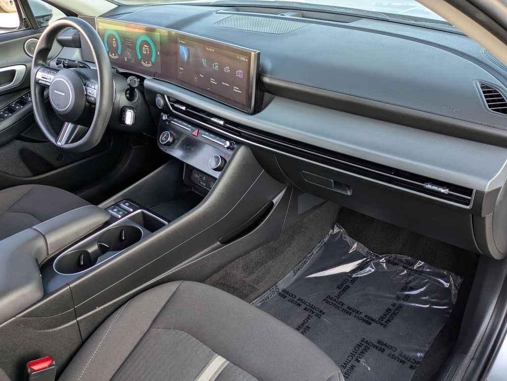 Thumbnail: 2025 Hyundai Sonata - 29