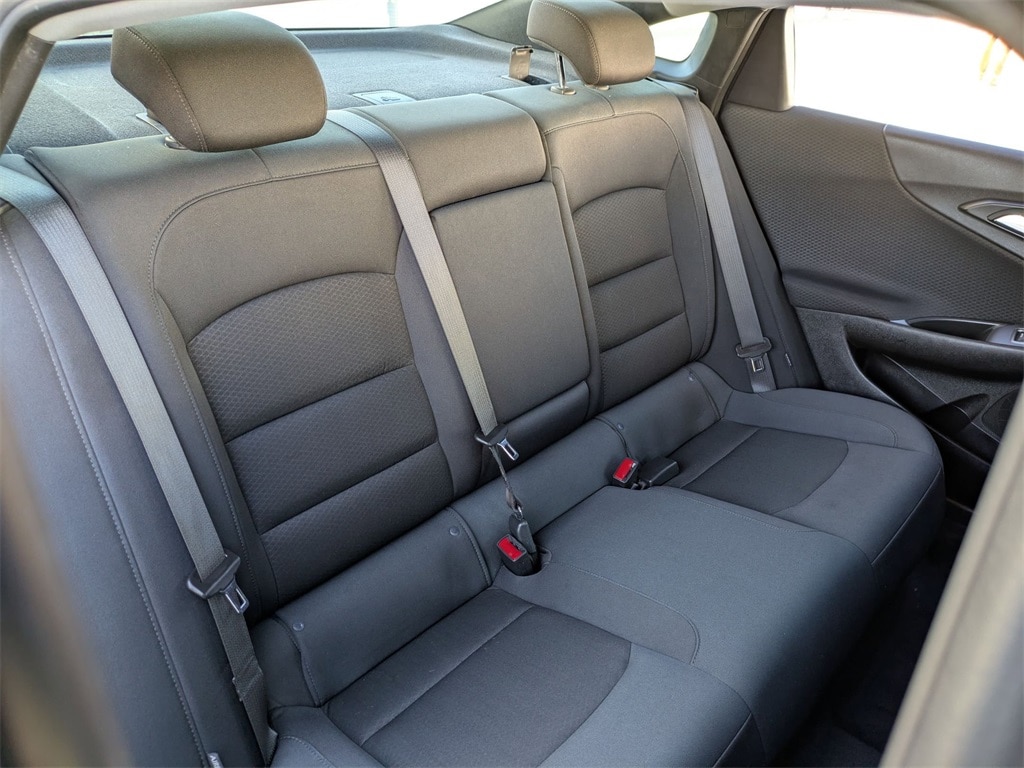 Thumbnail: 2023 Chevrolet Malibu - 27