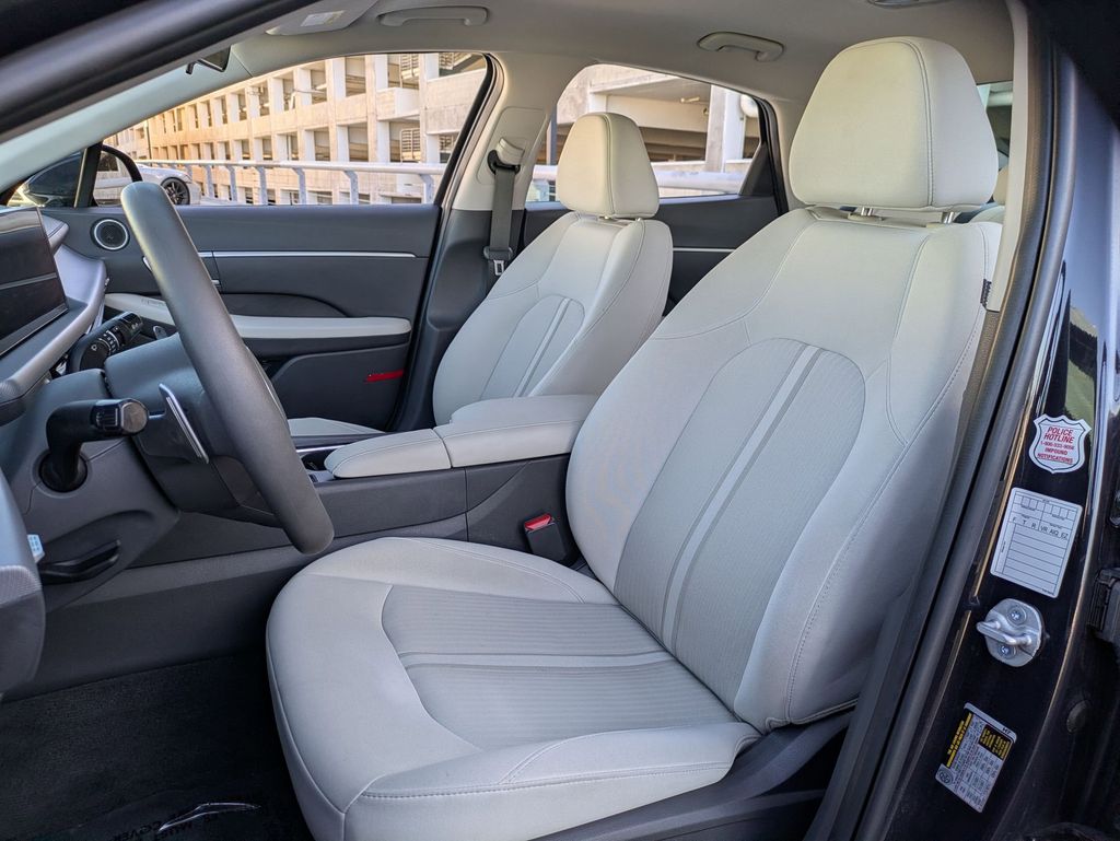 Thumbnail: 2025 Hyundai Sonata - 23