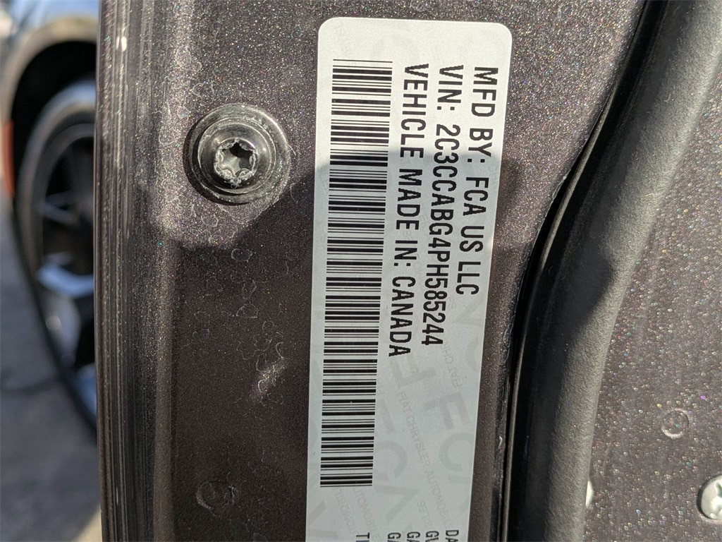 Thumbnail: 2023 Chrysler 300 - 32