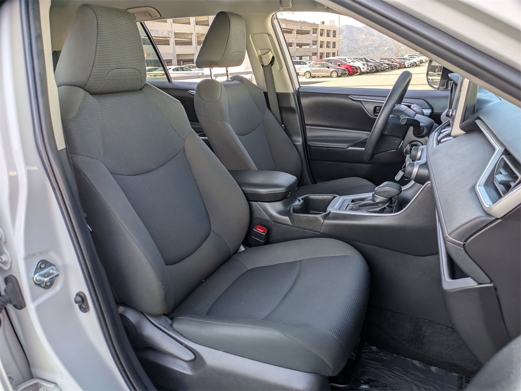 Thumbnail: 2024 Toyota RAV4 - 28