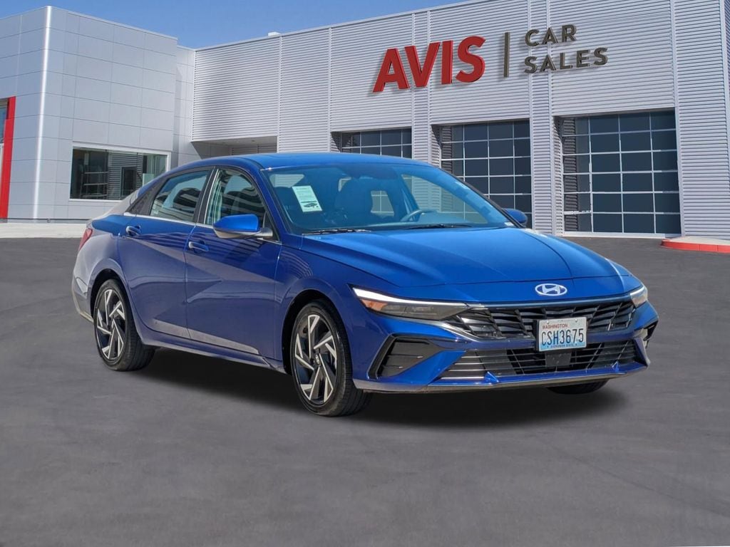 Thumbnail: 2025 Hyundai Elantra - 3