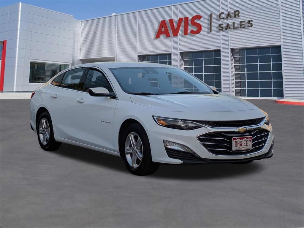 Thumbnail: 2023 Chevrolet Malibu - 3