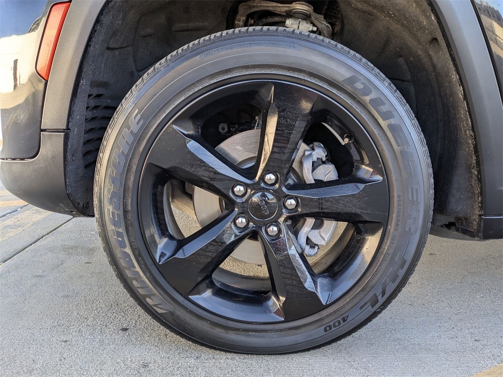 Thumbnail: 2023 Jeep Grand Cherokee - 31