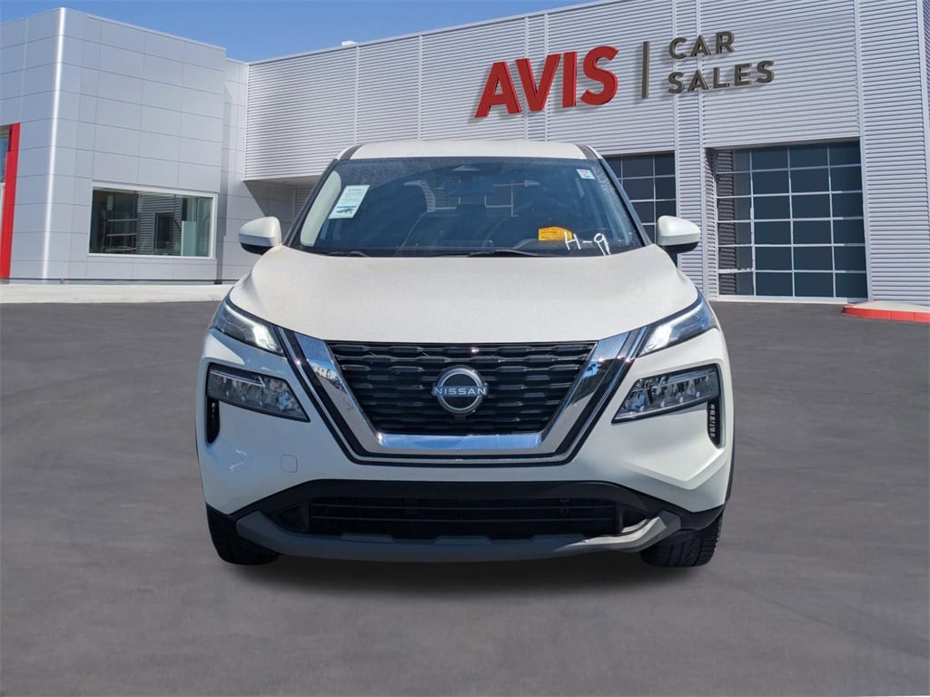2023 Nissan Rogue SV 2