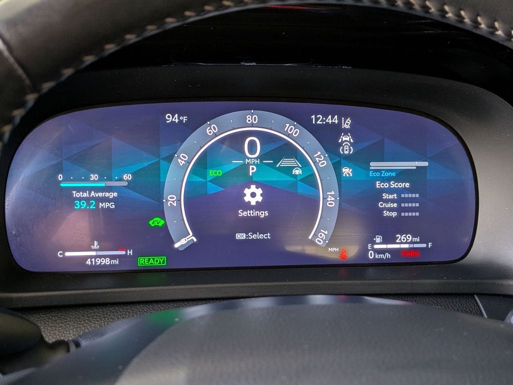 Thumbnail: 2024 Toyota Crown - 22