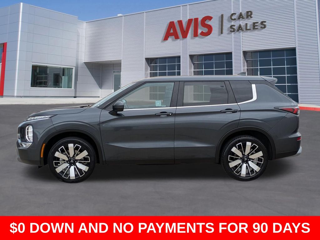 Thumbnail: 2025 Mitsubishi Outlander - 10