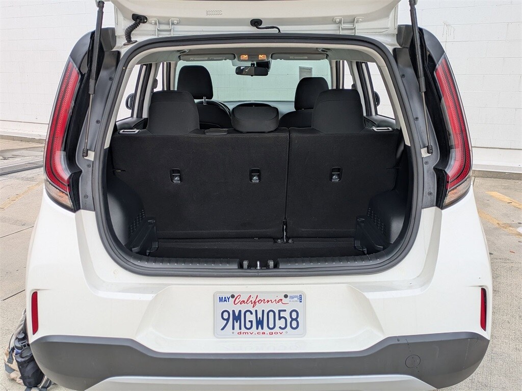 Thumbnail: 2024 Kia Soul - 25