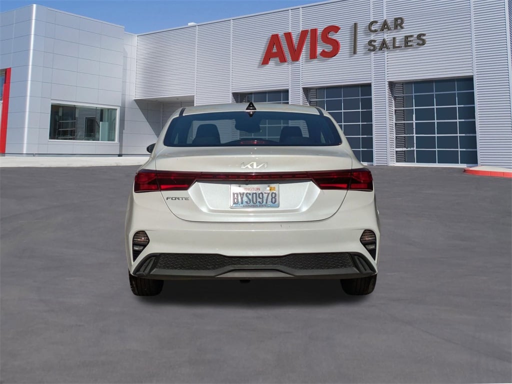 Thumbnail: 2024 Kia Forte - 7